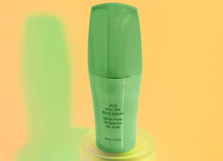 jade spectra bead serum with yellow background